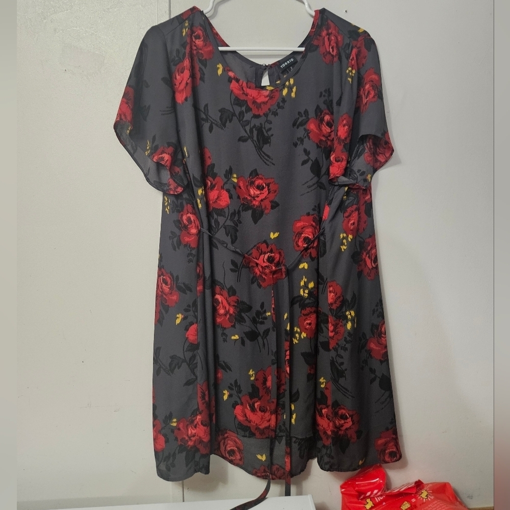 Torrid Plus Size Floral Blouse With Ties!